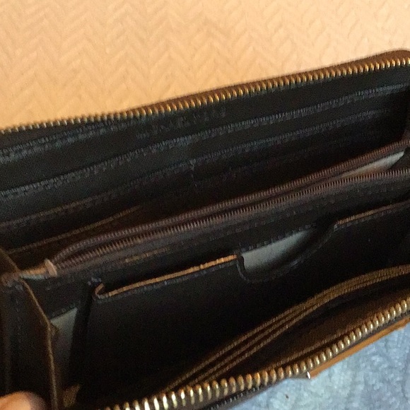 Michael Kors wallets - Picture 11 of 14